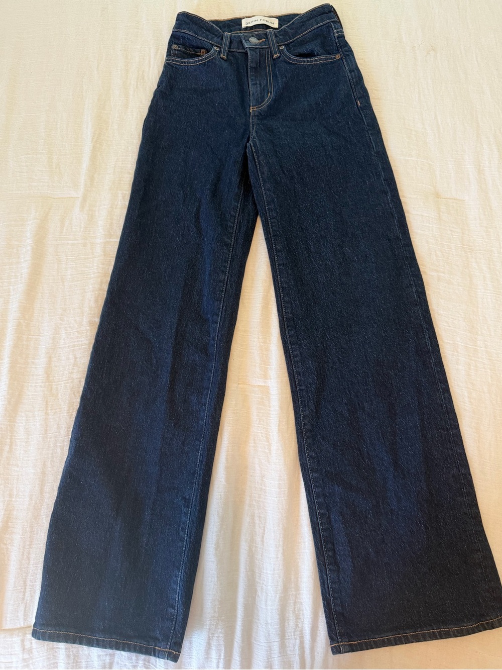 NWOT Aritzia Denim Forum Dark Wash Wide-Leg Jeans - Size 23